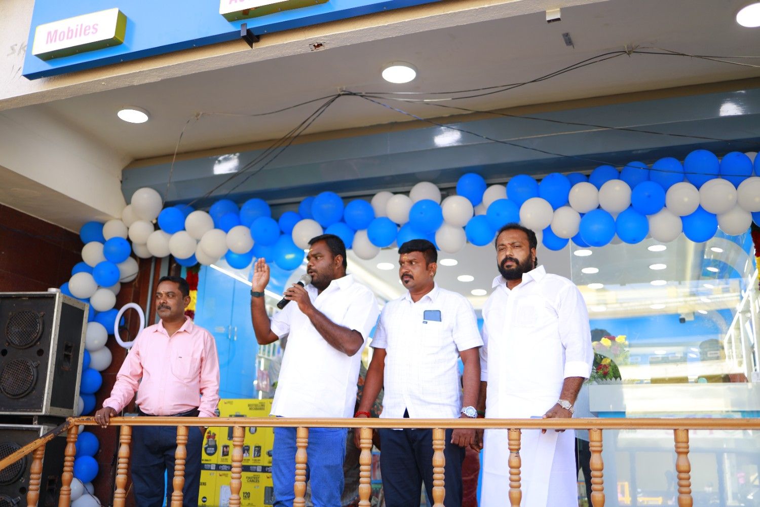 Store Image 2